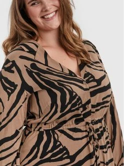 Προώθηση 🧨 Vero Moda Curve Γυναίκες Φορέματα σε Στυλ Πουκάμισο & Σεμιζιέ Φόρεμα πουκάμισο Zee 10257513 Καφέ Regular Fit 😀 -Εκπτώσεις μαγιό Calvin Klein unnamed file 1166